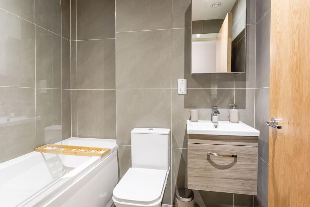 Апартаменти Stylish Duplex 5 Min From Centre Ньюкасл-апон-Тайн Екстер'єр фото